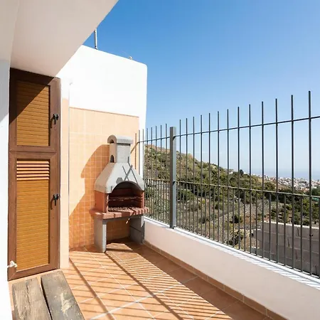 Сasa de vacaciones Casa Familiar Terraza Y Barbacoa By Lightbooking